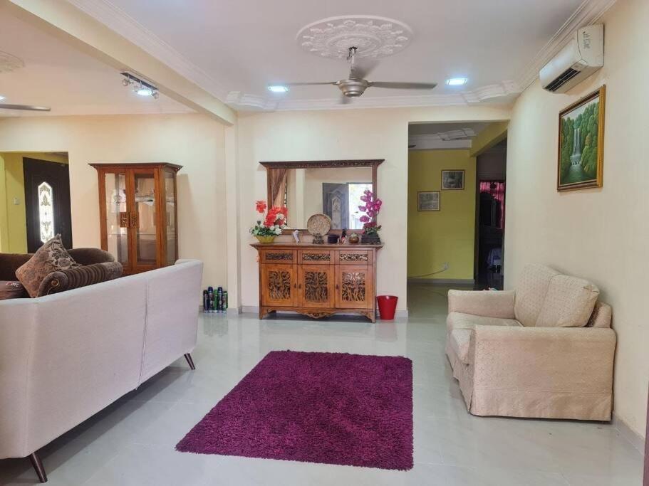 קאג'אנג Uncle Noh Staycation Muslm Friendly, Desa Pinggiran Putra, Putrajaya מראה חיצוני תמונה