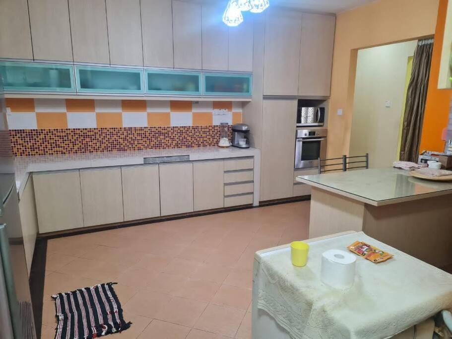 קאג'אנג Uncle Noh Staycation Muslm Friendly, Desa Pinggiran Putra, Putrajaya מראה חיצוני תמונה