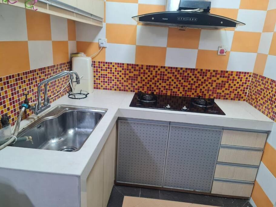 קאג'אנג Uncle Noh Staycation Muslm Friendly, Desa Pinggiran Putra, Putrajaya מראה חיצוני תמונה